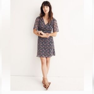 Madewell Orchard Flutter-Sleeve Dress in Fan Floral Mix
